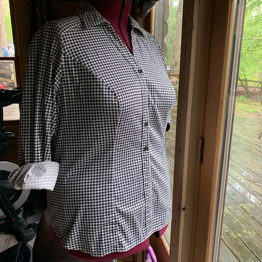 Black and white Houndstooth dress shirt